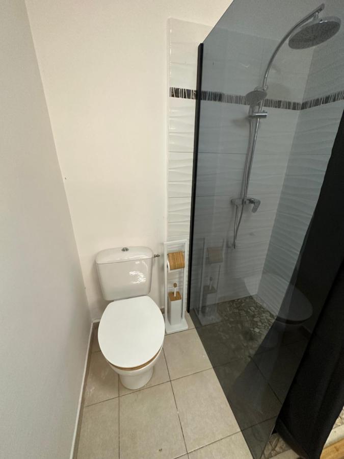 Location T2 Meuble Baie Mahault Convenance Appartement Buitenkant foto